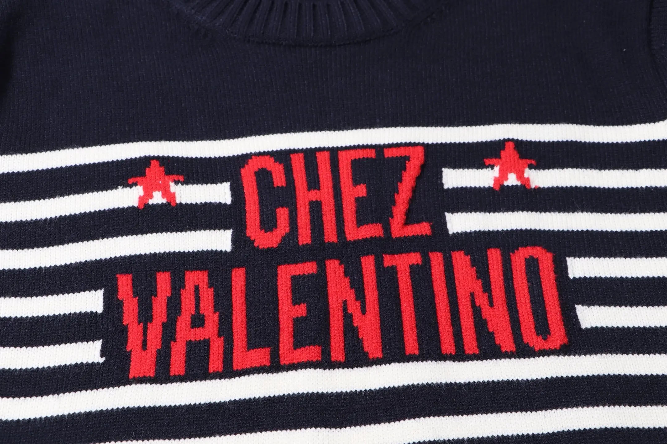 Chez Valentino Striped Logo Crew-Neck Sweater D20023414 — view 8