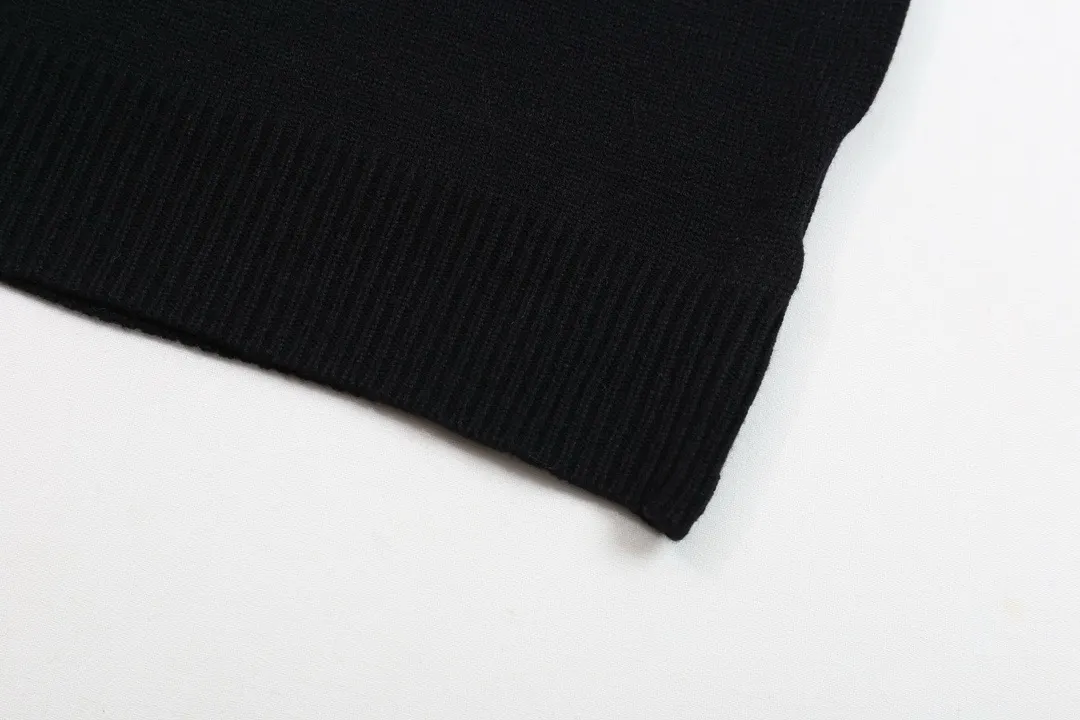 Logo Intarsia Crew-Neck Sweater D20023409 — view 7