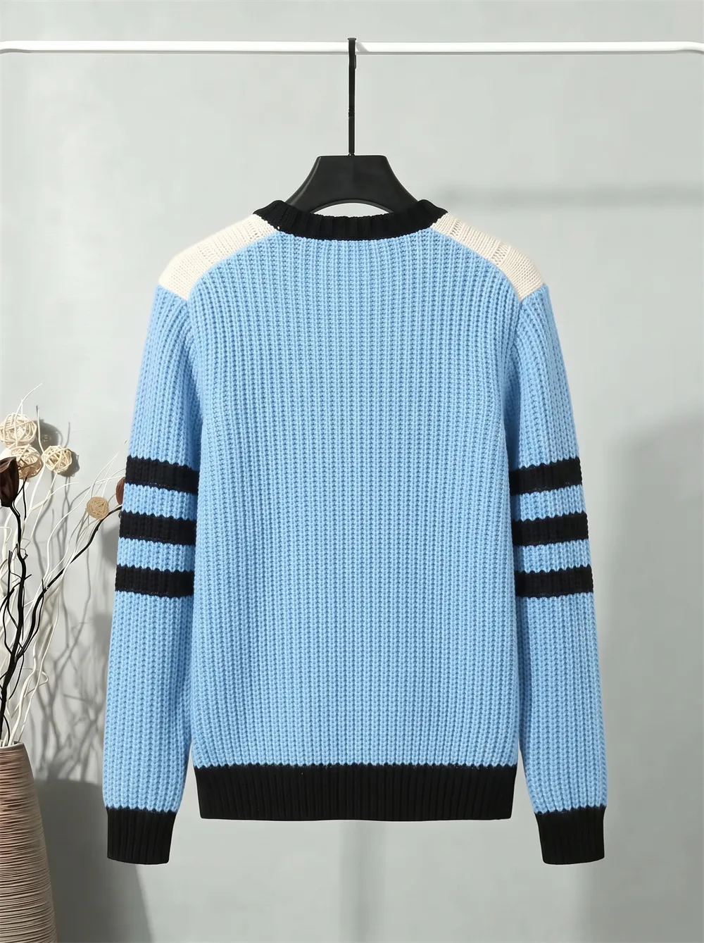 Gucci x adidas Cable-Knit Crew-Neck Sweater D20523426 — view 2