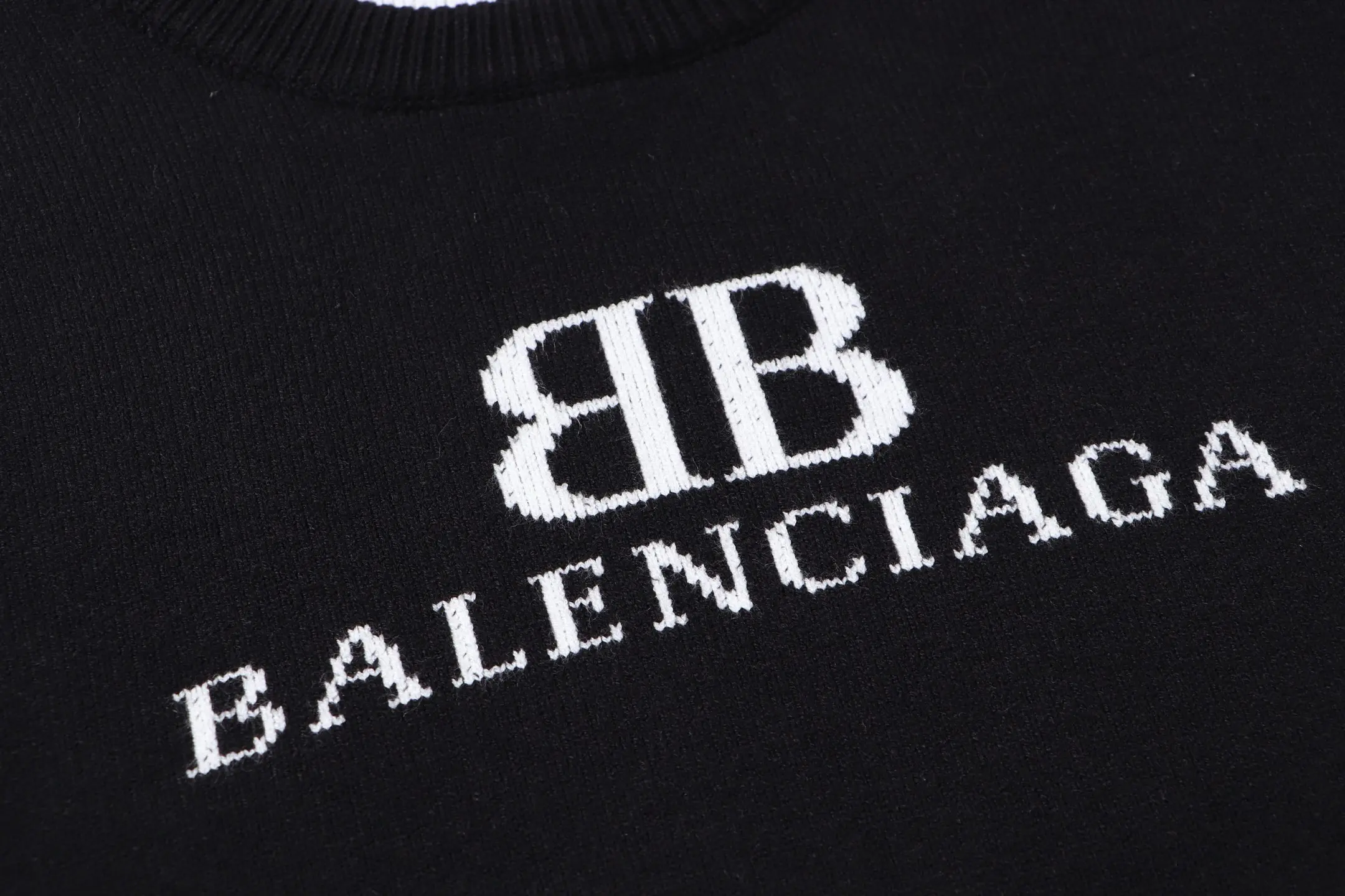 Logo Jacquard Crew-Neck Sweater D21023393 — view 4