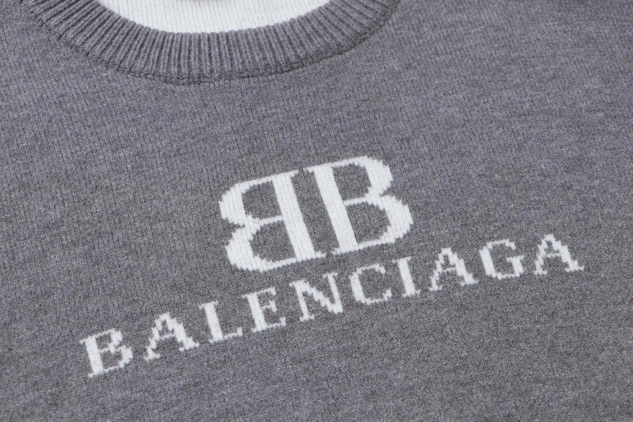 Logo Intarsia Knit Crew-Neck Sweater D21023392 — view 4