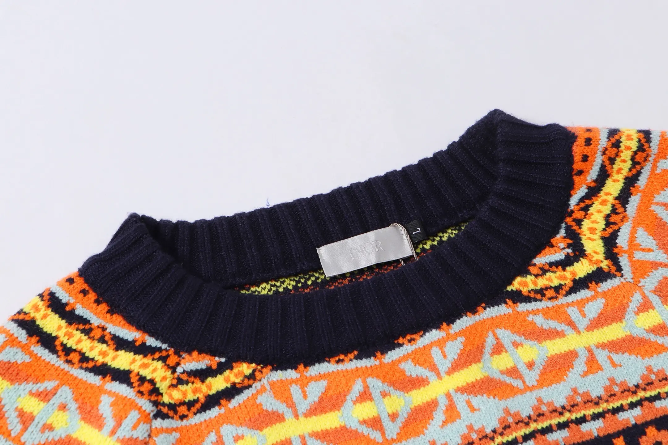 Fair Isle Jacquard Crew-Neck Sweater D21023372 — view 3
