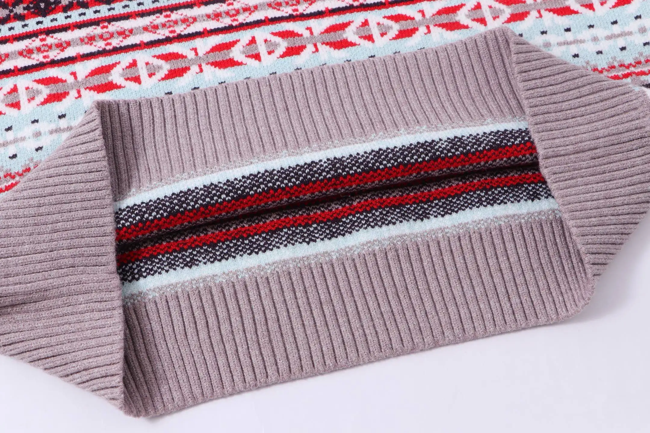 Fair Isle Intarsia Crew-Neck Sweater D21023374 — view 8