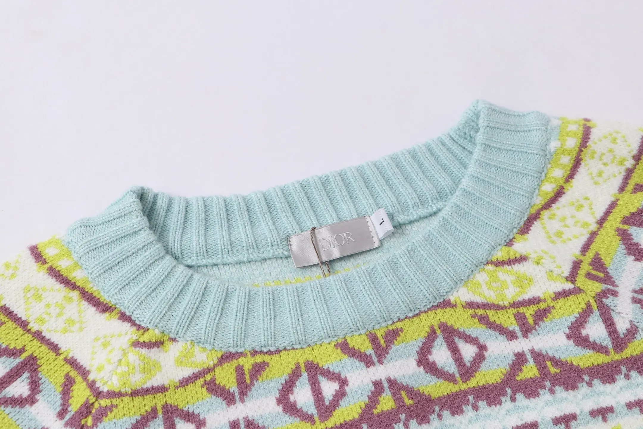 Multicolor Argyle Jacquard Crew-Neck Sweater D21023373 — view 3