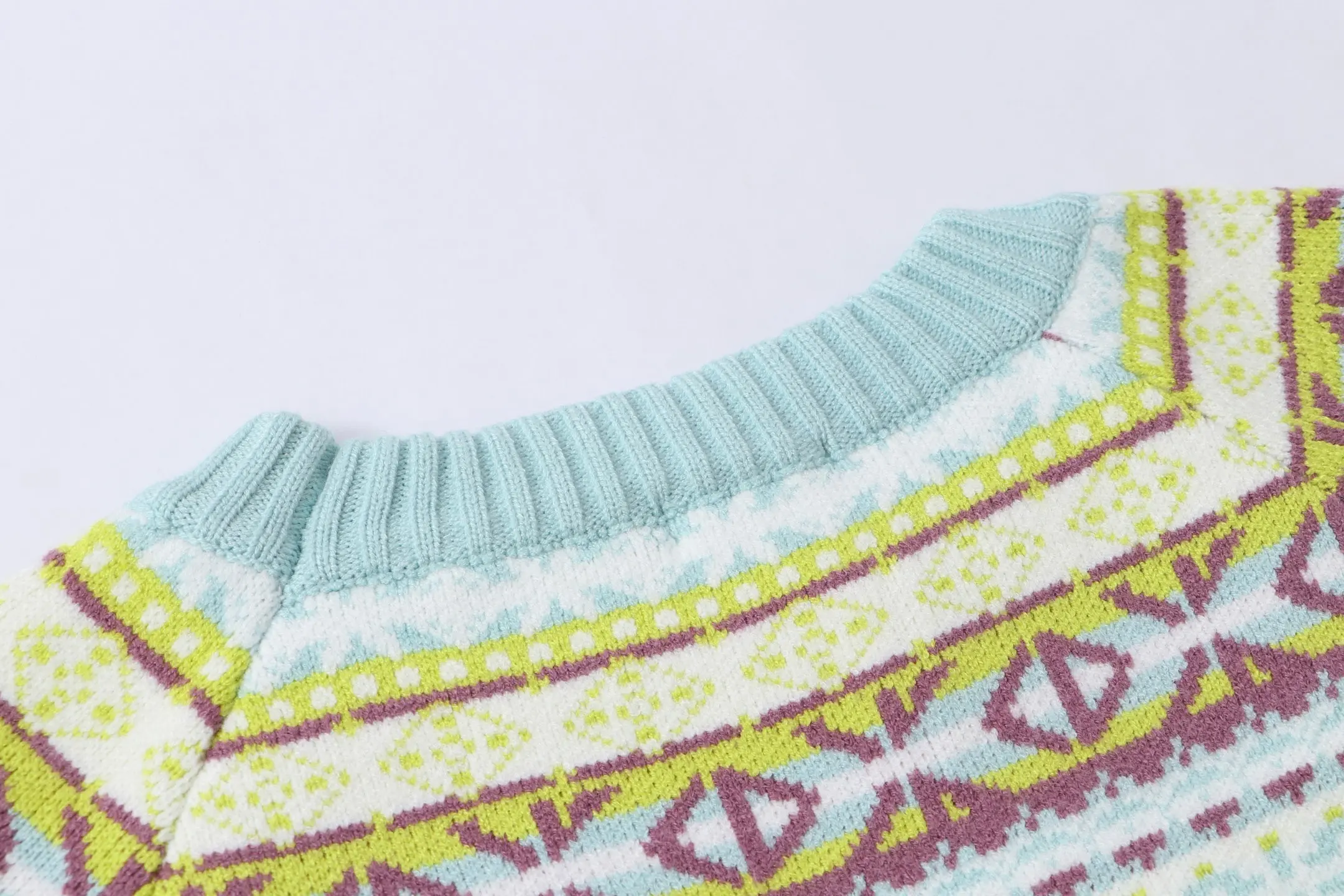 Multicolor Argyle Jacquard Crew-Neck Sweater D21023373 — view 5