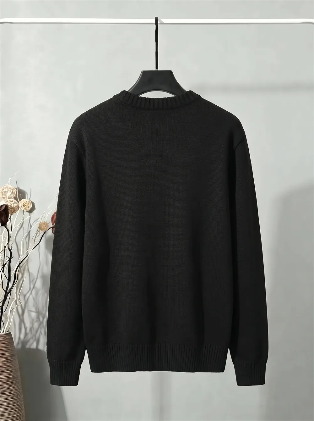 Hollywood Logo Embroidered Crew-Neck Sweater D21023441 — view 2