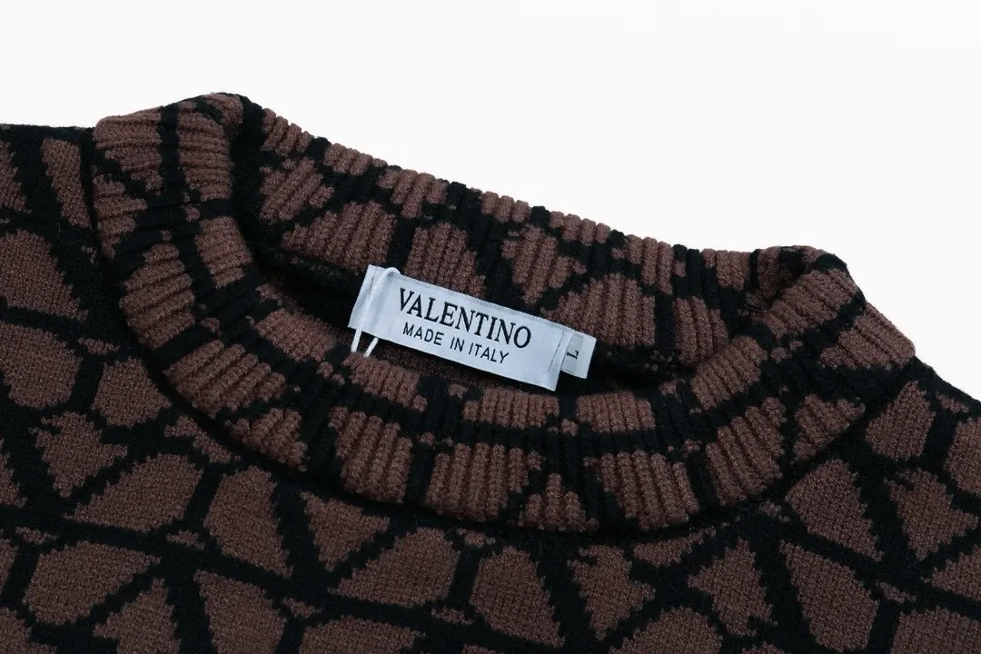 V-Logo Monogram Jacquard Crew-Neck Sweater D21023403 — view 3