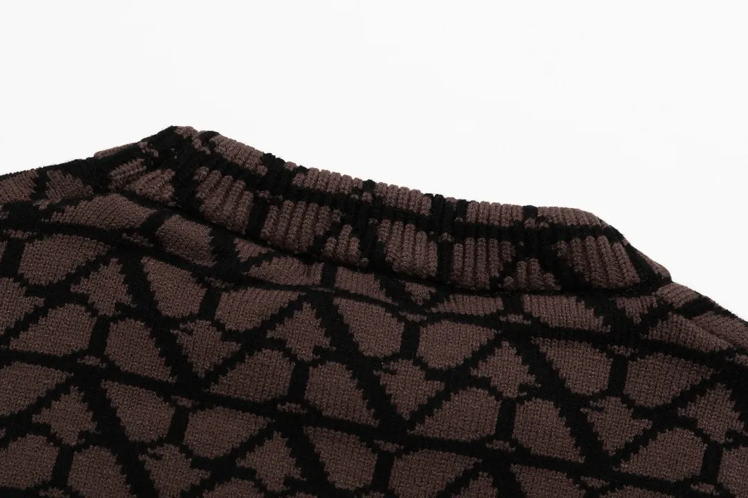V-Logo Monogram Jacquard Crew-Neck Sweater D21023403 — view 5