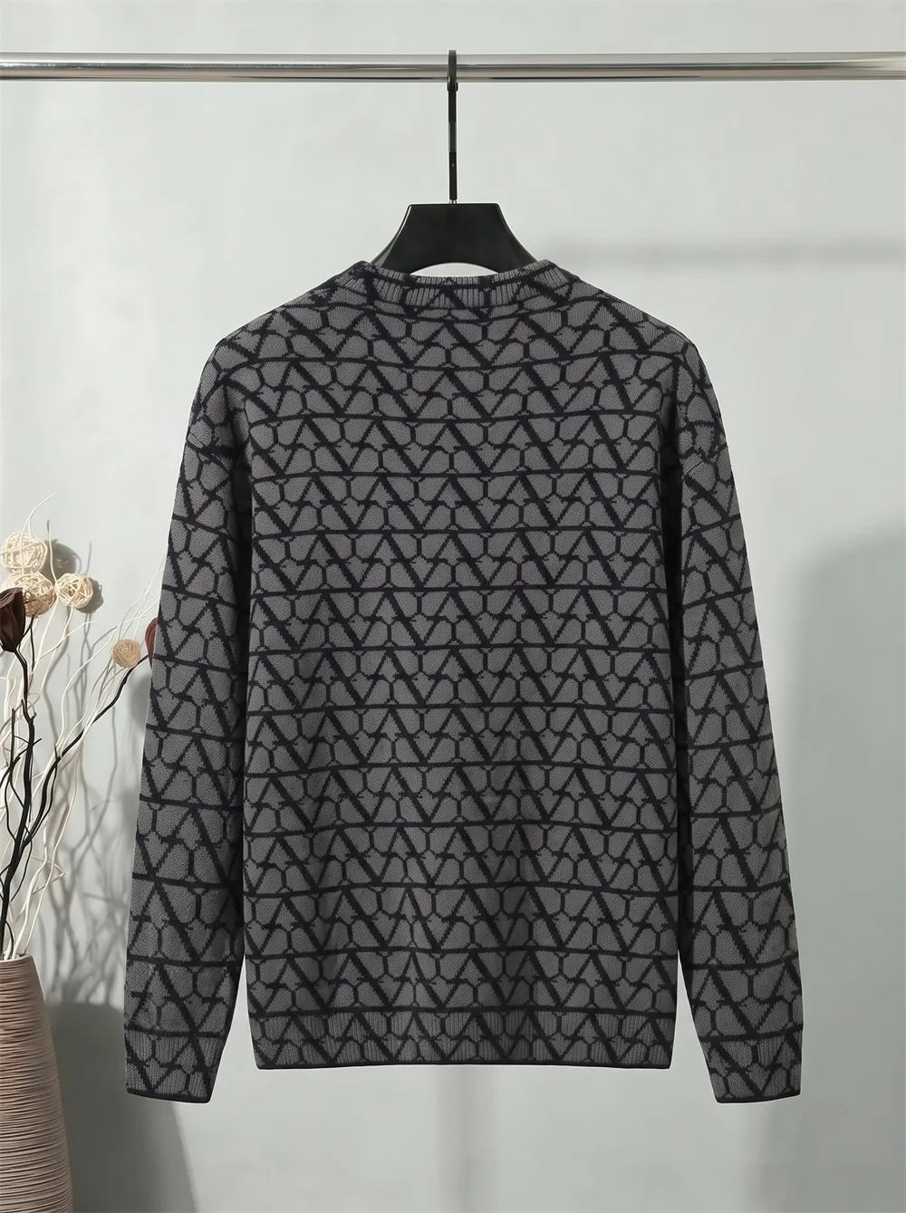V-Logo Monogram Jacquard Crew-Neck Sweater D21023404 — view 2