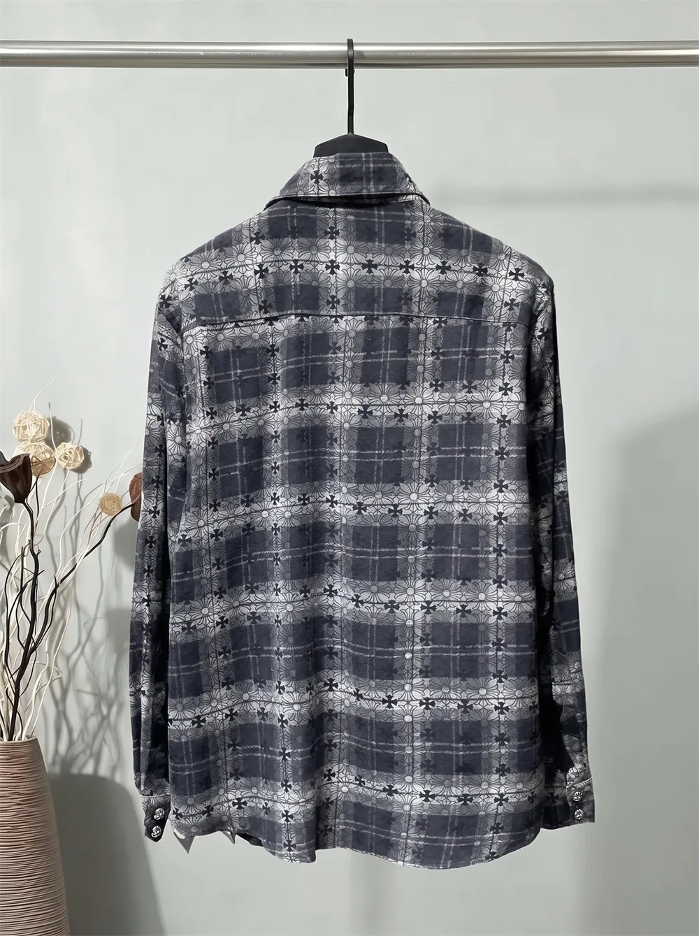 Cross-Jacquard Plaid Flannel Shirt D22023466 — view 2