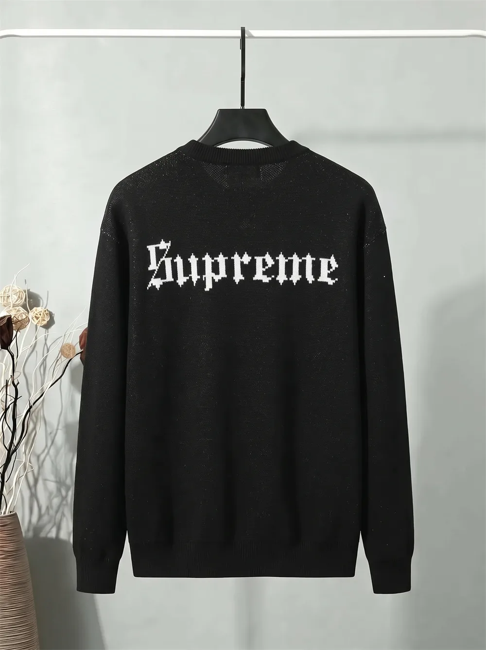 Snow White Jacquard Crew-Neck Sweater D22023389 — view 2