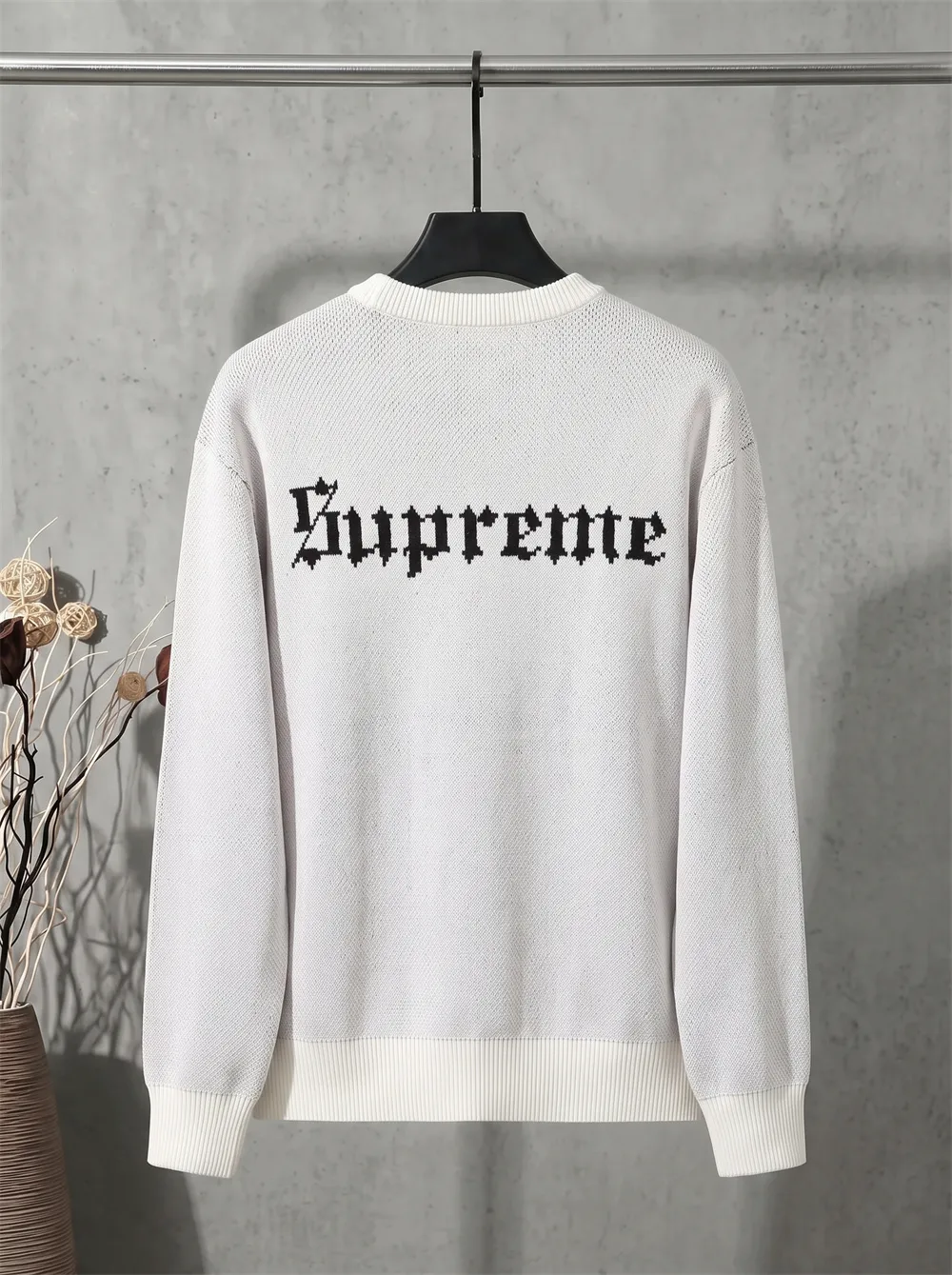 Snow White Jacquard Crew-Neck Sweater D22023390 — view 2