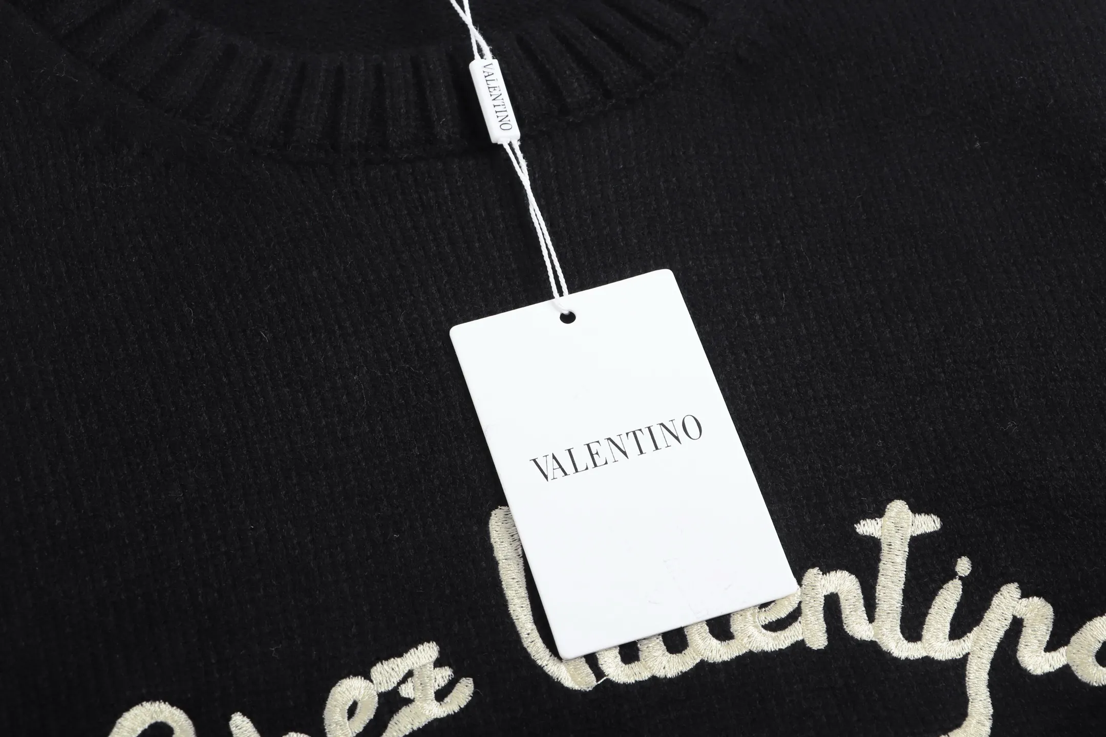 Leopard Logo Embroidered Crew-Neck Sweater D22023407 — view 4