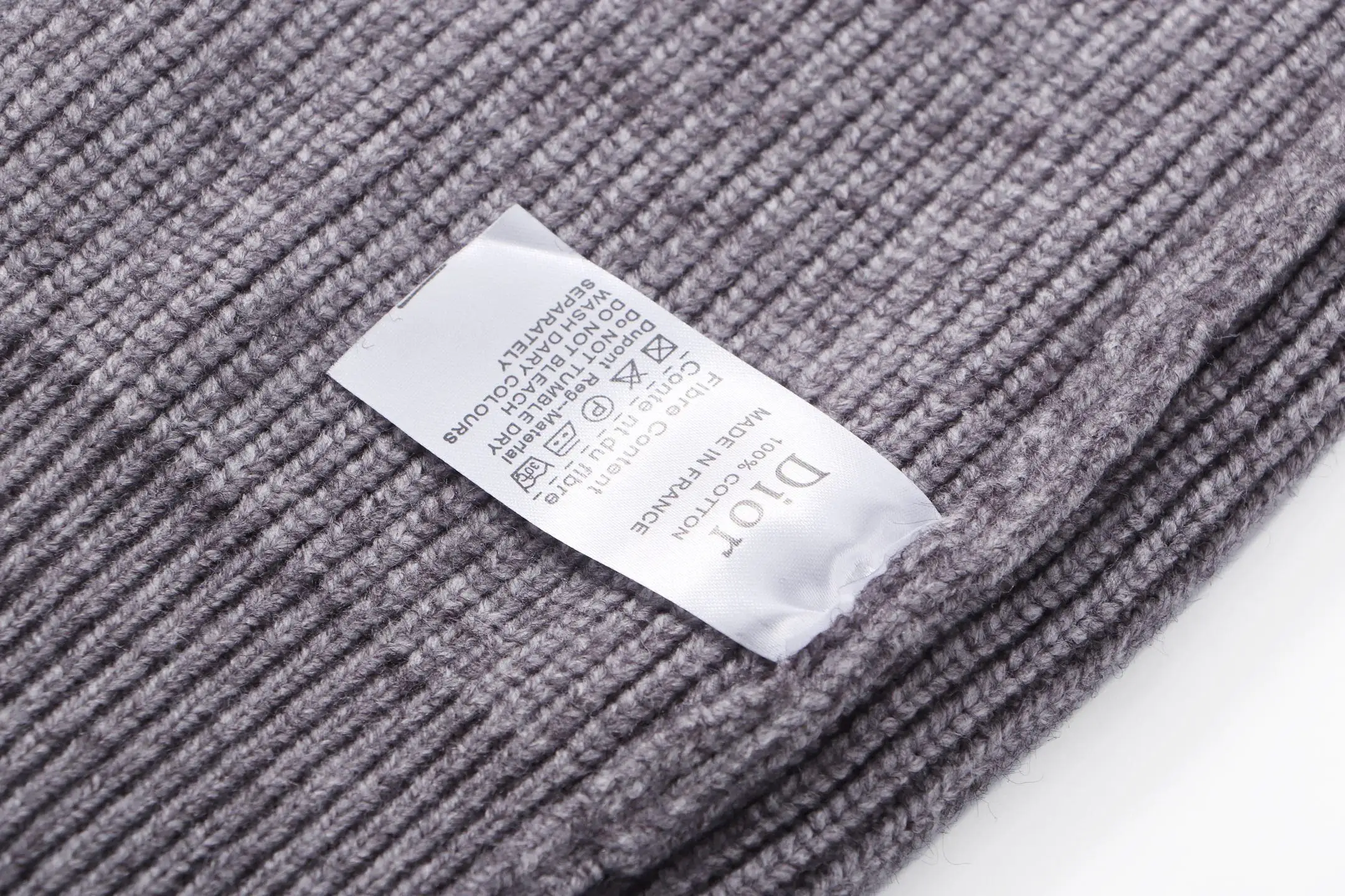 Logo-Embroidered V-Neck Ribbed Sweater D23023377 — view 7