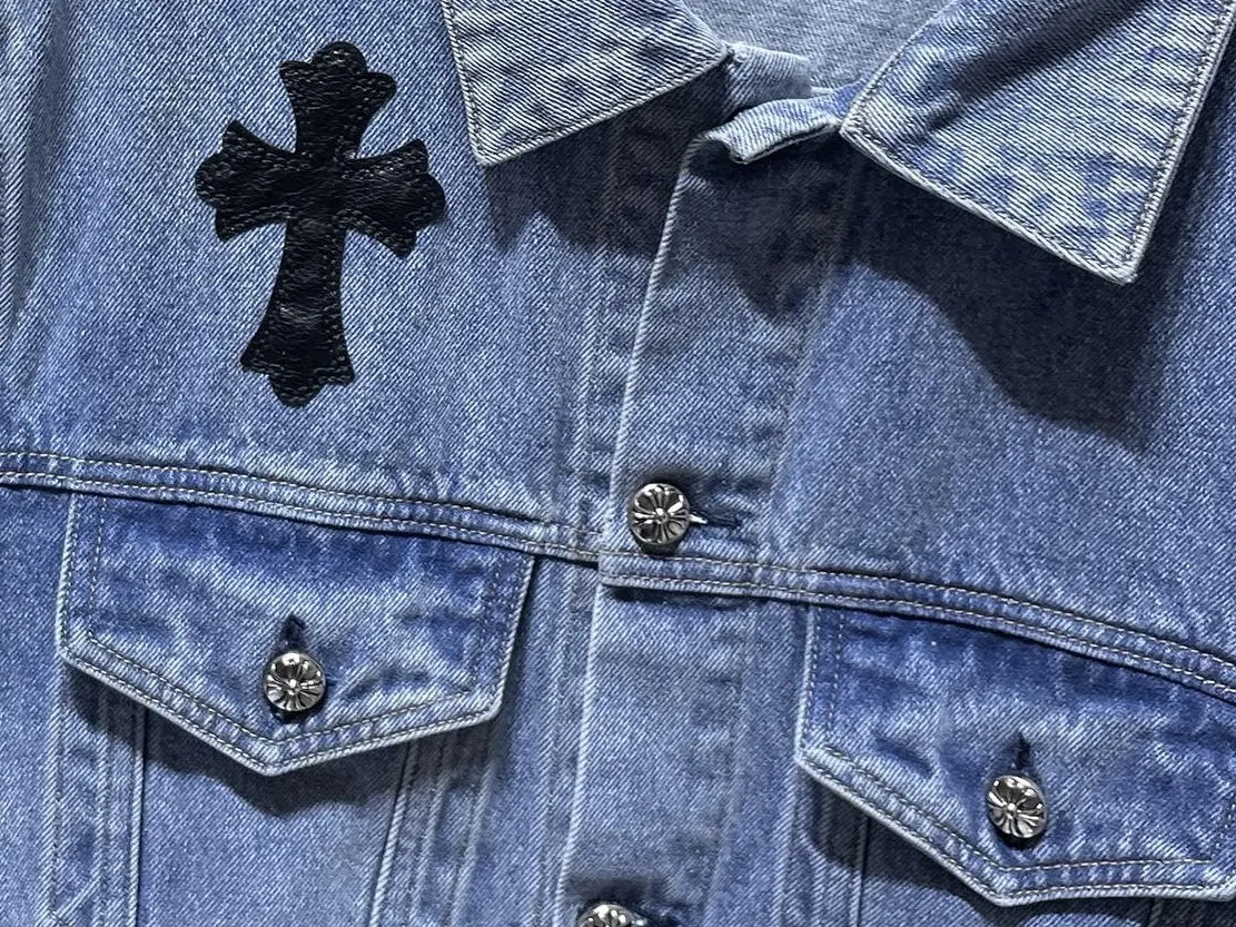 Embroidered Leather Patch Denim Jacket D25023459 — view 4