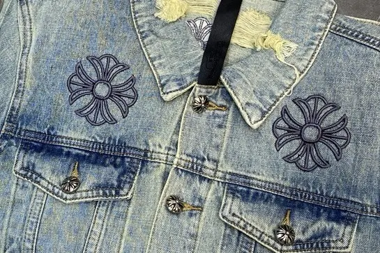 Embroidered Distressed Denim Jacket D25023462 — view 3