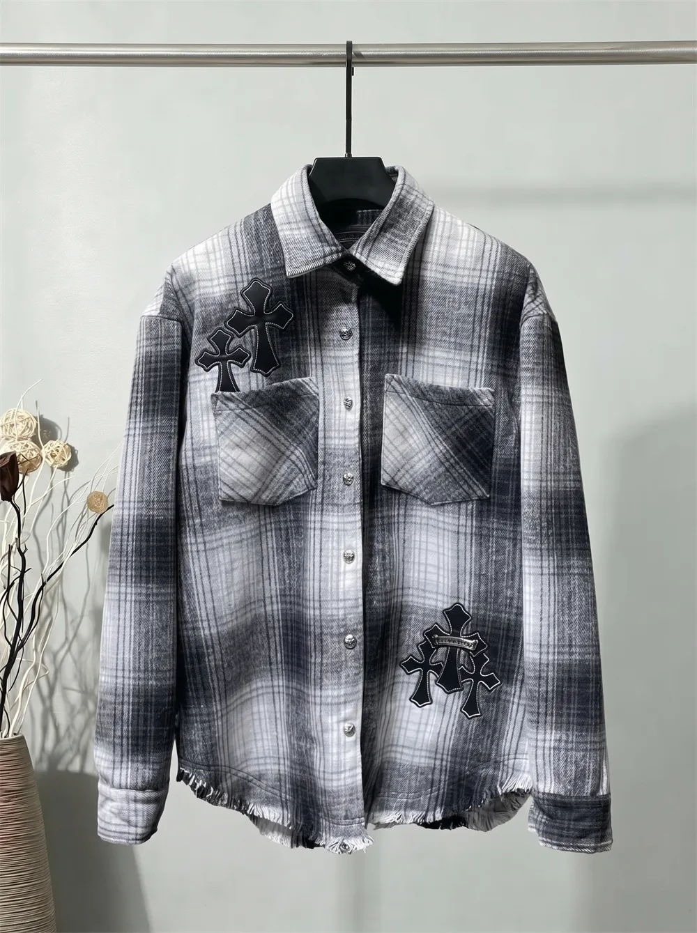 Cross Patch Frayed Plaid Wool-Blend Shirt D25023469