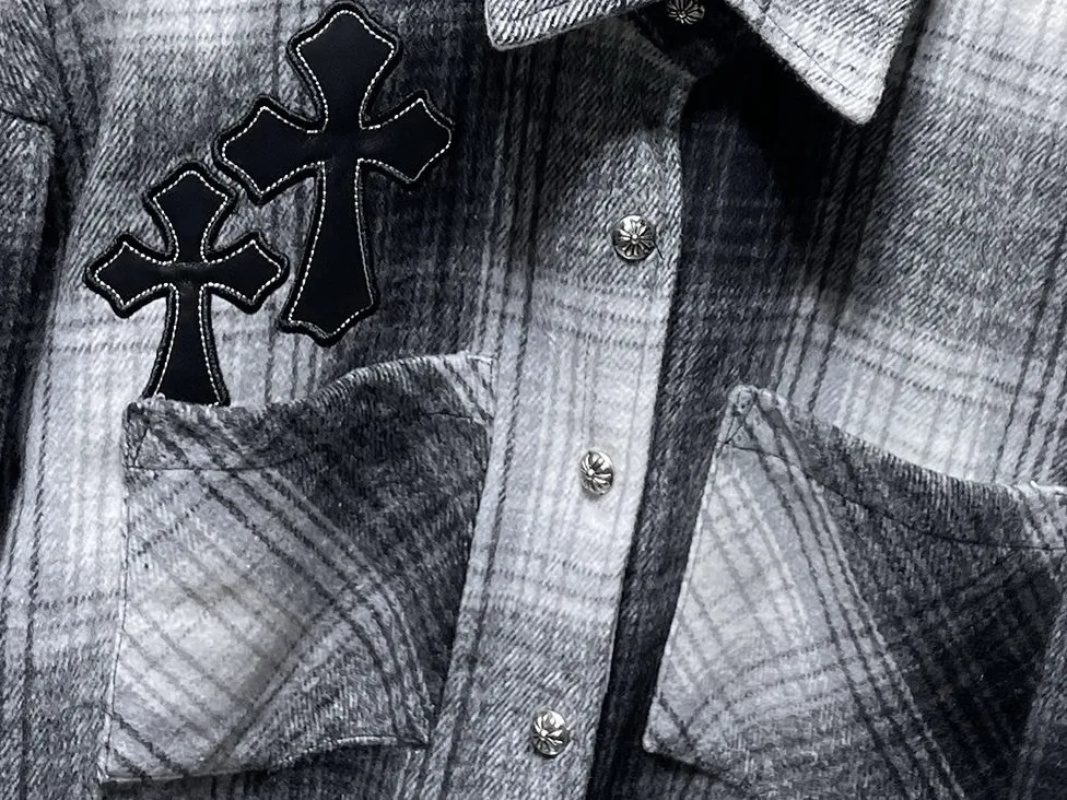 Cross Patch Frayed Plaid Wool-Blend Shirt D25023469 — view 4