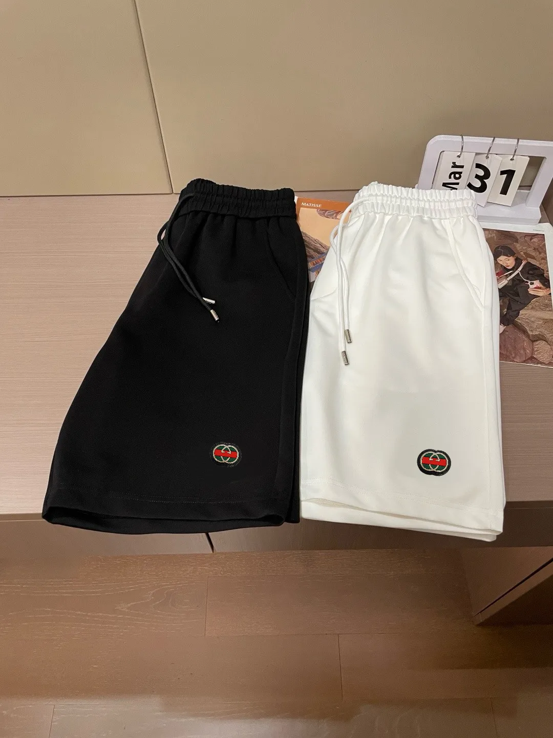 Logo-Patch Cotton Drawstring Shorts D14511655 — view 9