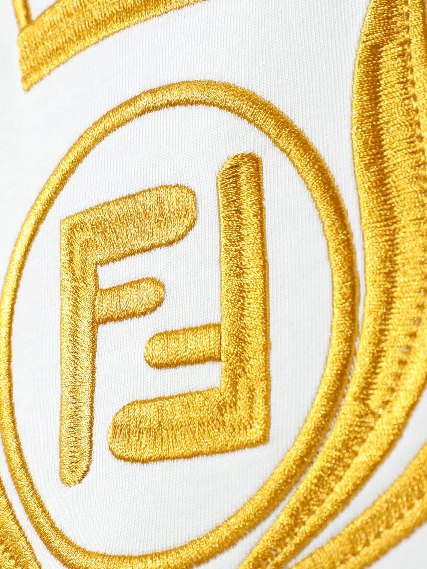 Embroidered Logo Crest Cotton T-Shirt D14011650 — view 6