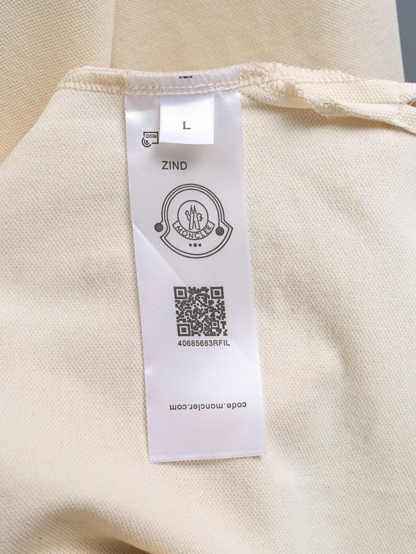 Logo-Embroidered Cotton-Piqué Polo Shirt D14011639 — view 11