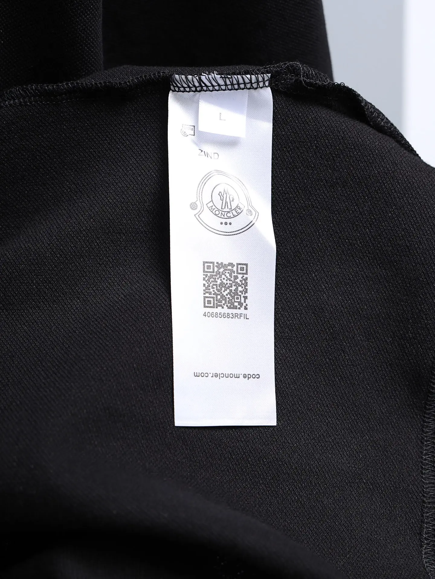Logo-Embroidered Cotton-Piqué Polo Shirt D14011640 — view 11