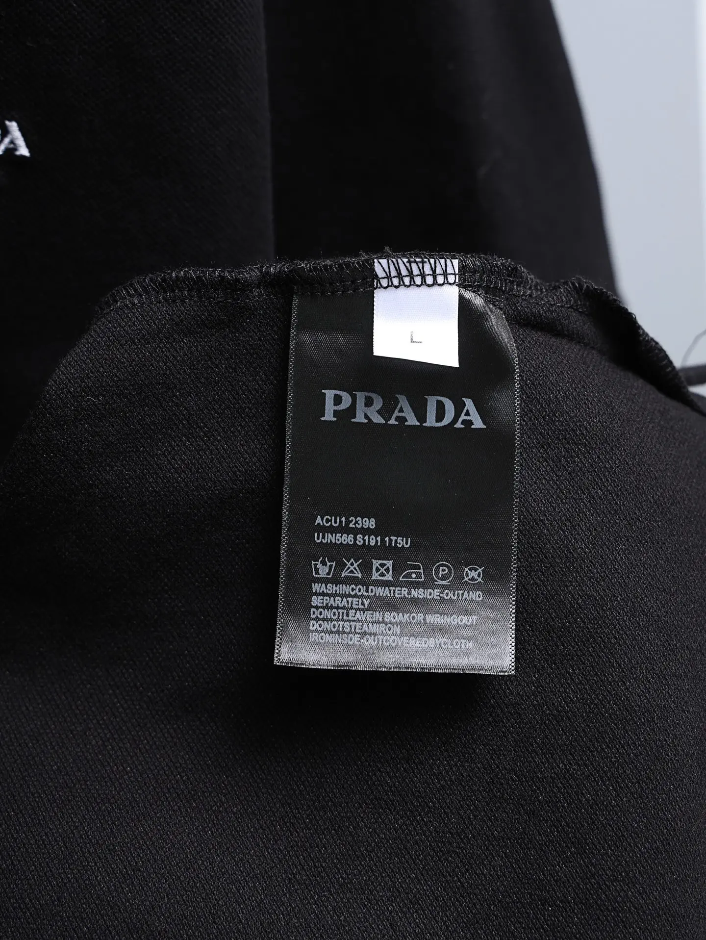 Logo-Embroidered Tipped Cotton-Piqué Polo Shirt D14011636 — view 11