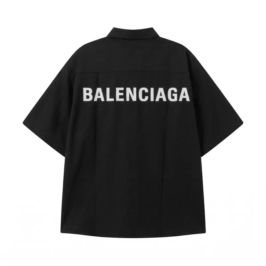 Logo Print Short-Sleeve Button-Down Shirt D16511694 — view 2