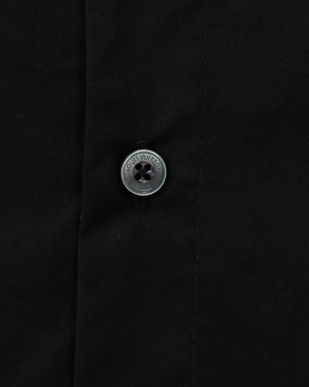 Logo-Embroidered Short-Sleeve Shirt D17511734 — view 10