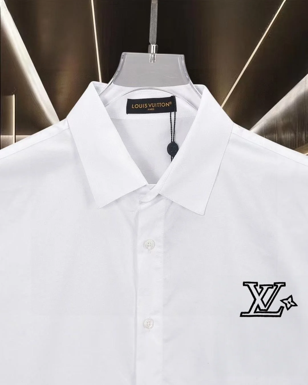 Logo-Embroidered Short-Sleeve Shirt D17511707 — view 4