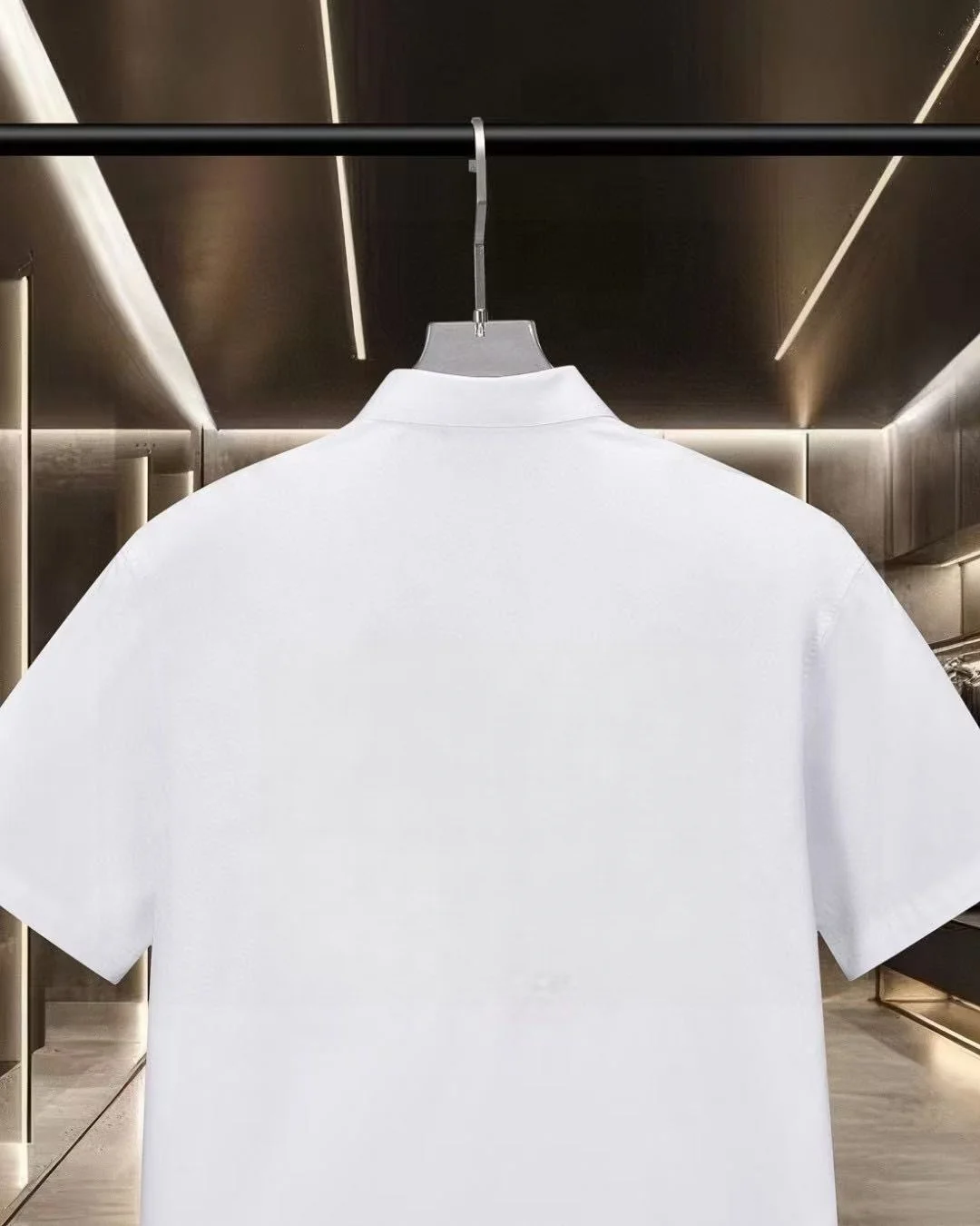 Logo-Embroidered Short-Sleeve Shirt D17511707 — view 5