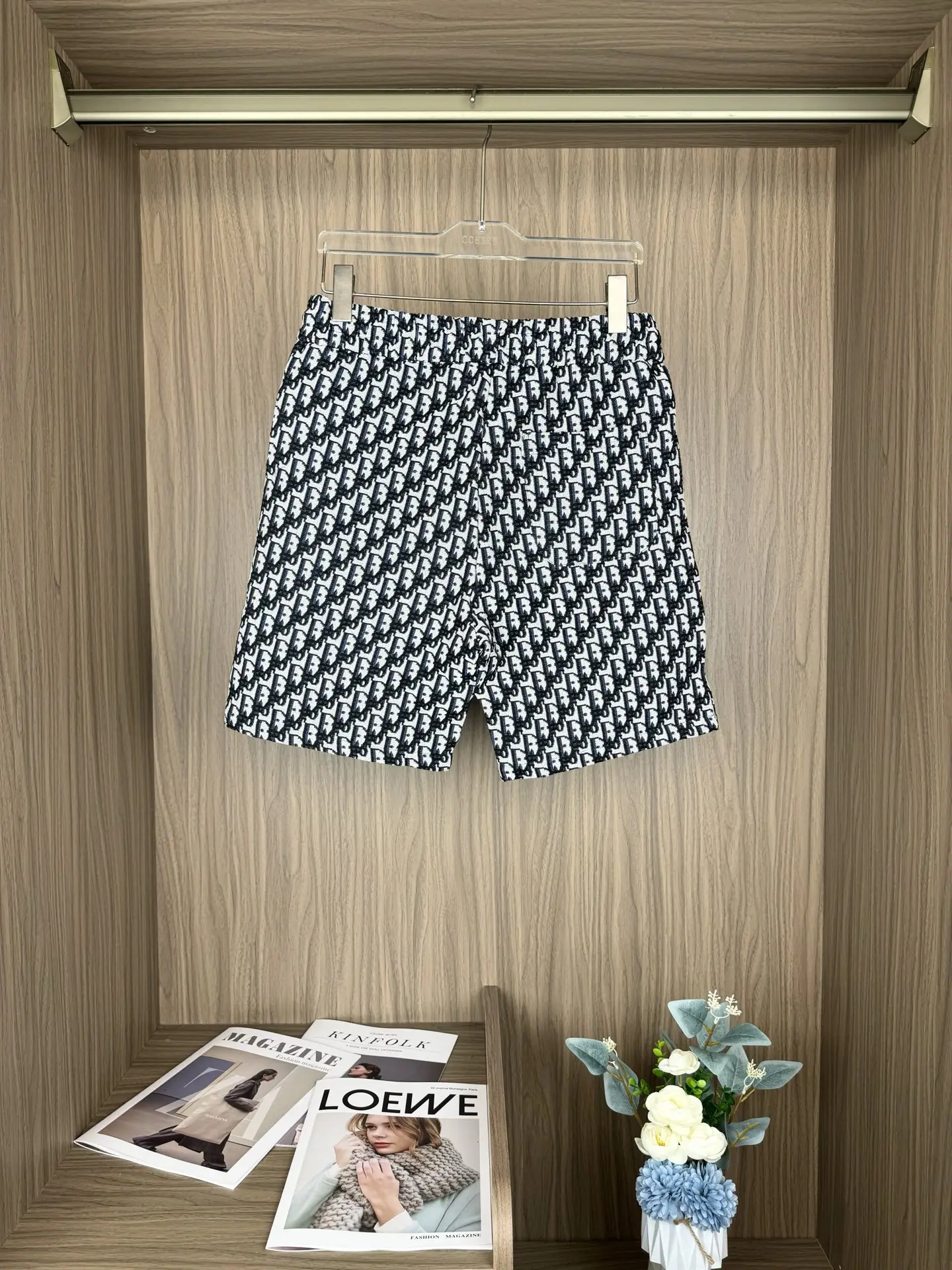 Oblique Jacquard Knit Shorts D13511677 — view 2