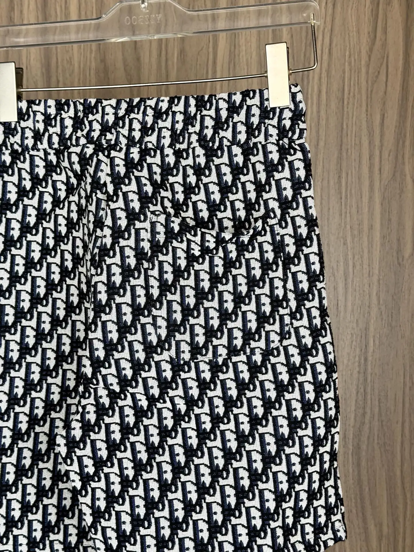 Oblique Jacquard Knit Shorts D13511677 — view 6