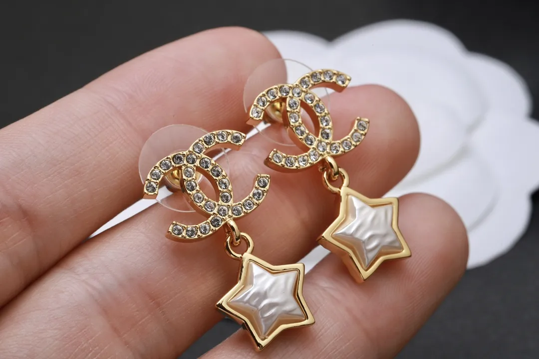 Interlocking CC Star Drop Earrings D14017420 — view 3