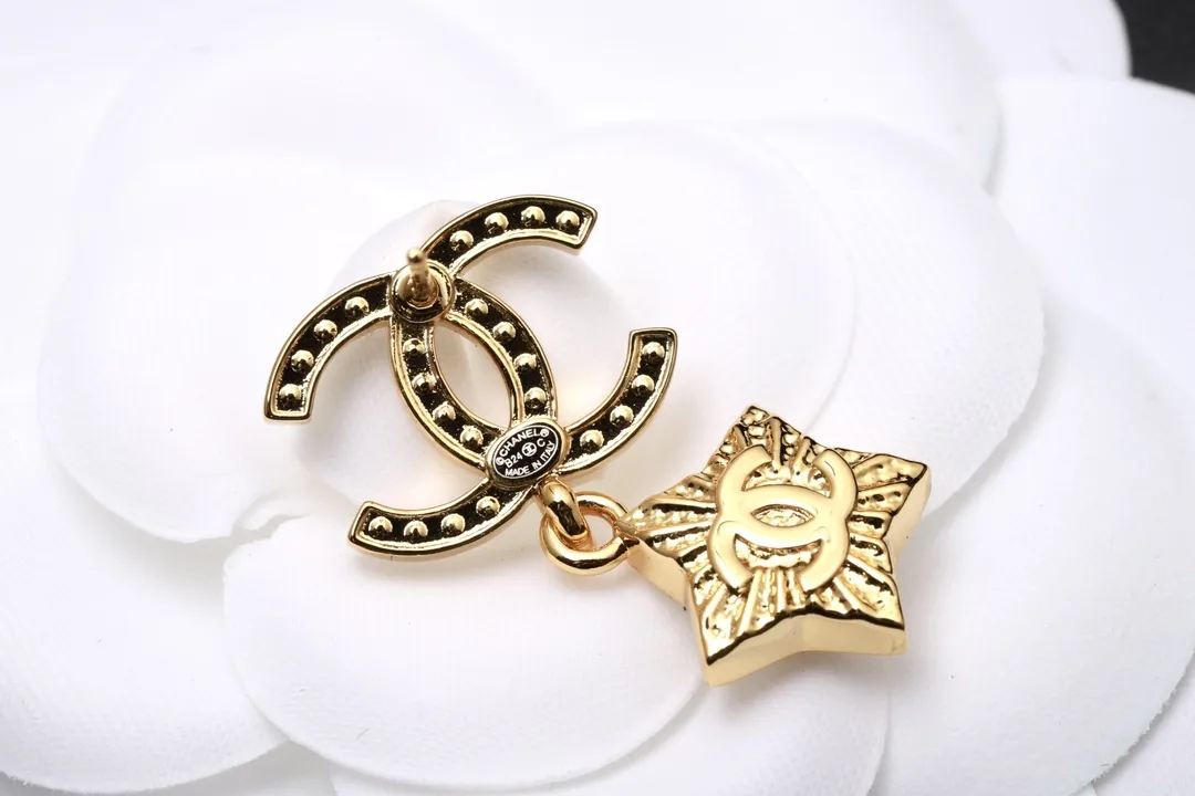 Interlocking CC Star Drop Earrings D14017420 — view 6