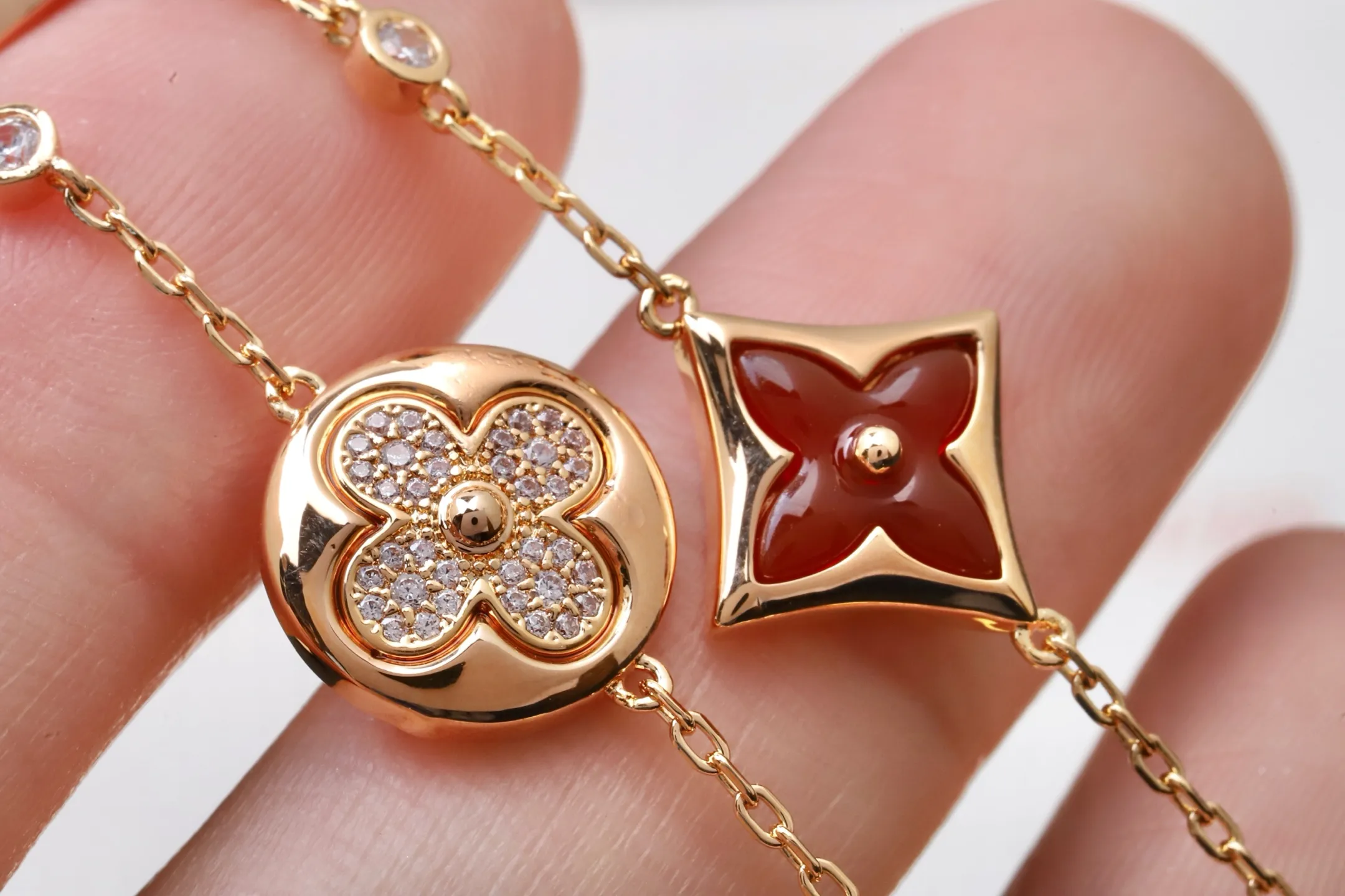 Color Blossom BB Multi-Pattern Bracelet D24017454 — view 6
