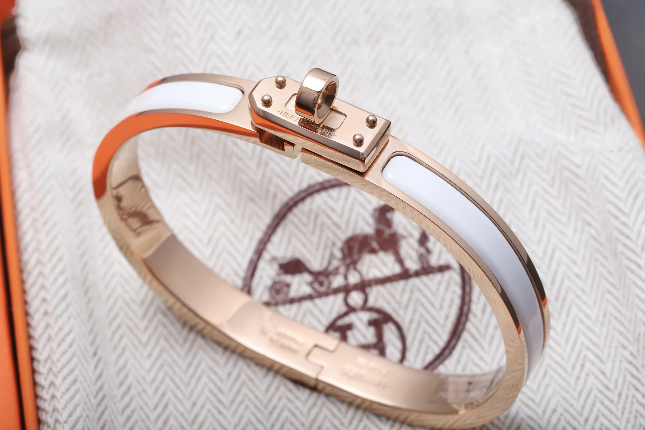 Hermès Mini Clic Kelly Bracelet D17018420 — view 3