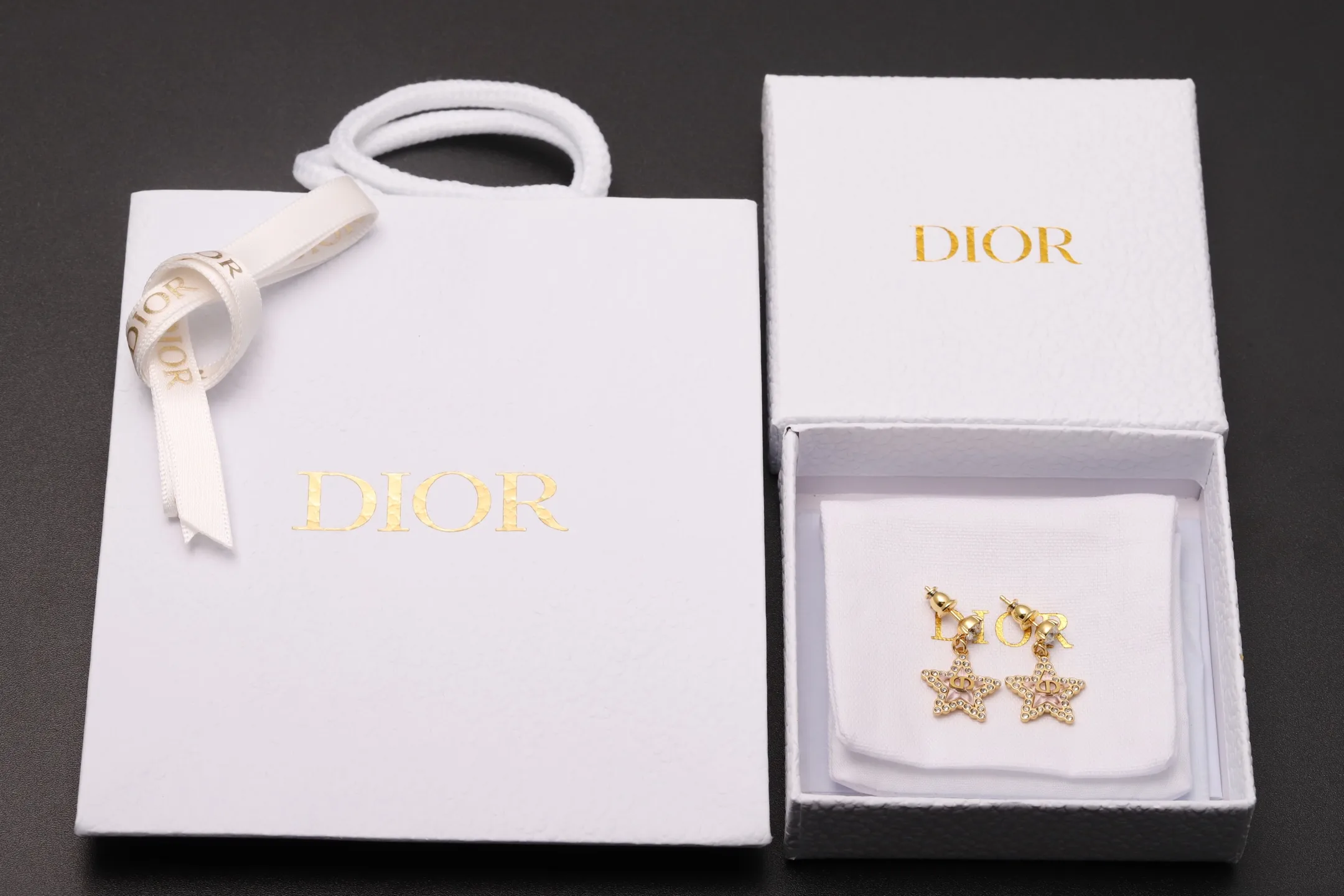 Star CD Crystal Drop Earrings D14017207 — view 2