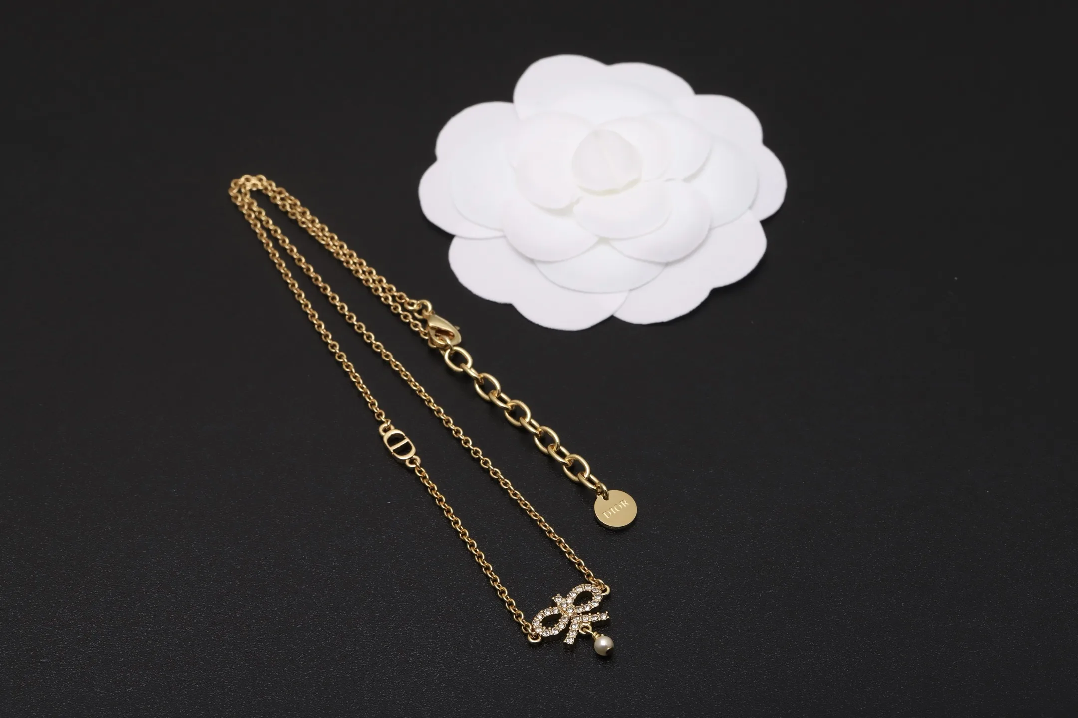 Le Nœud de Dior Bow Pendant Necklace D11517528 — view 7