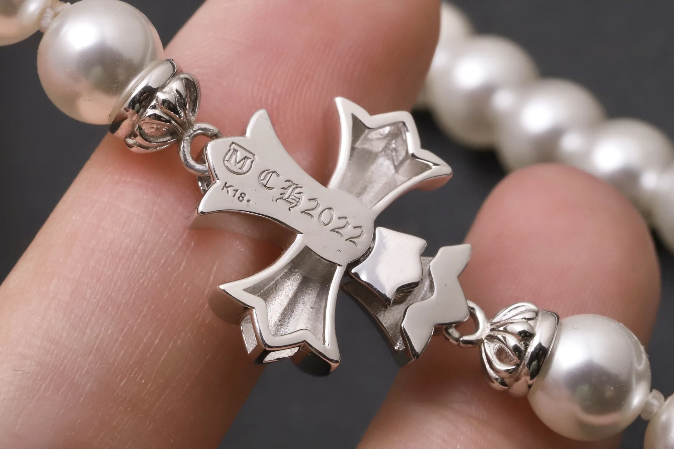 Chrome Hearts x Mikimoto Pearl Cross Necklace (Sterling Silver) D31517335 — view 5