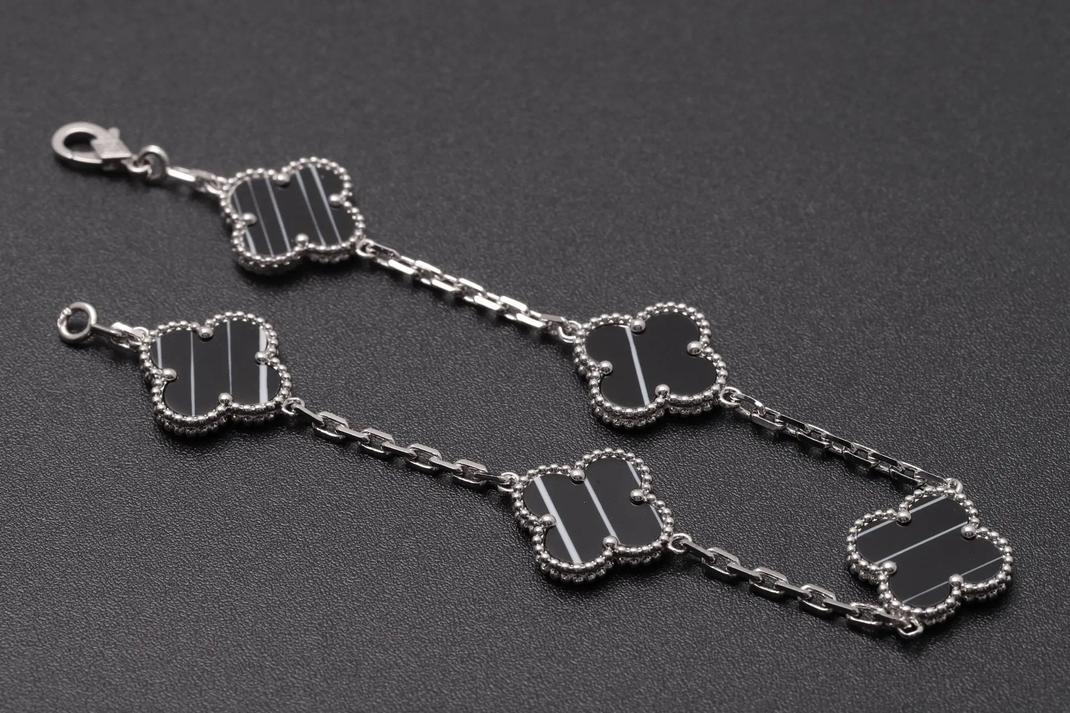 Vintage Alhambra 5-Motif Bracelet (Sterling Silver) D49016588 — view 2