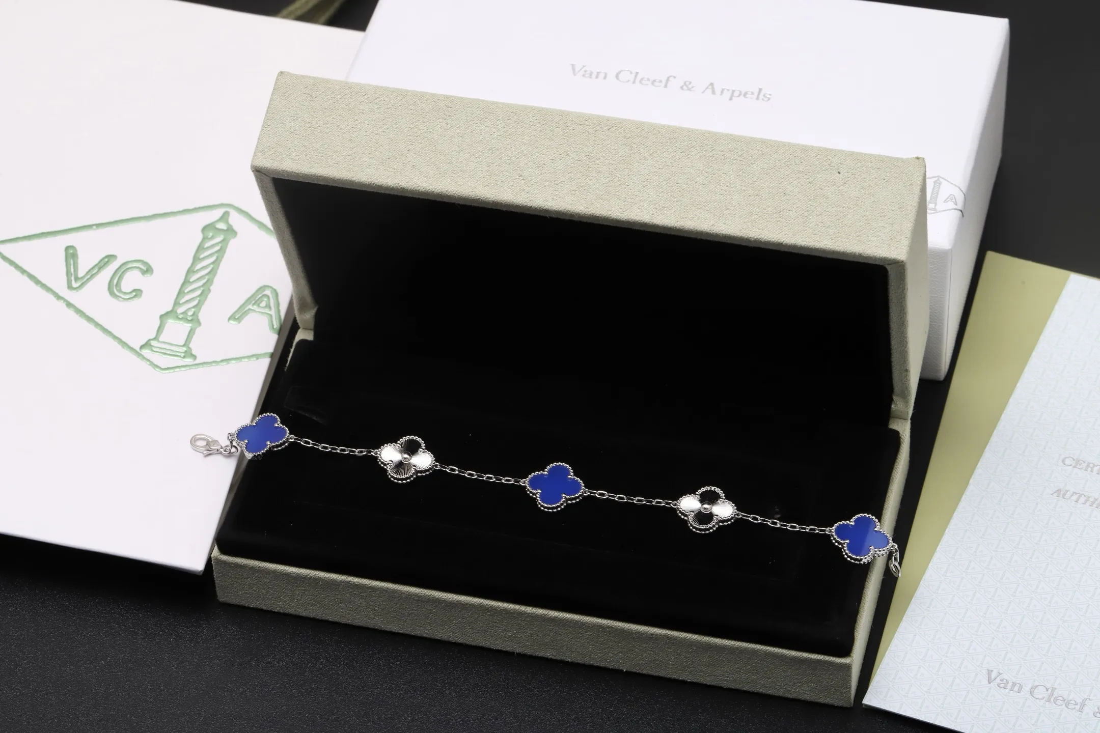 Vintage Alhambra 5-Motif Bracelet (Sterling Silver) D49016651