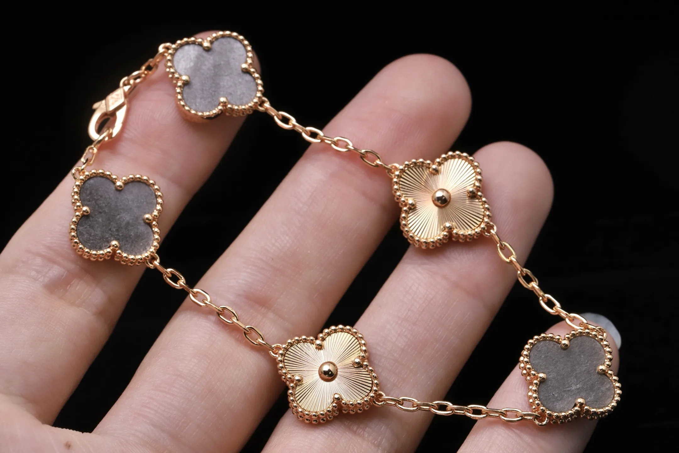 Vintage Alhambra 5-Motif Bracelet (Sterling Silver) D51016652 — view 4