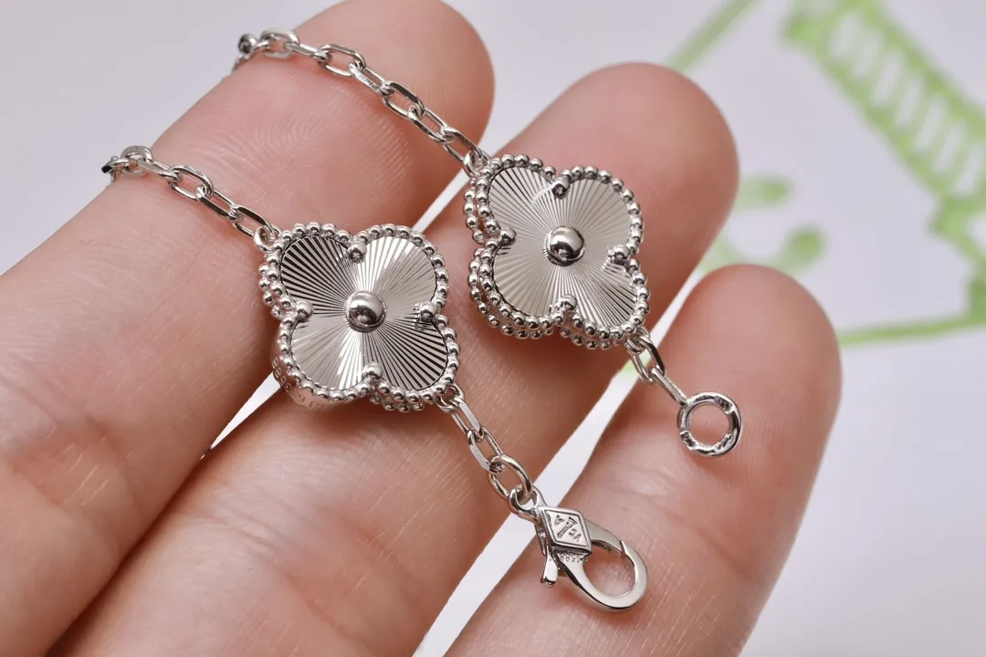 Alhambra 5-Motif Guilloché and Diamond Bracelet (Sterling Silver) D51016635 — view 6