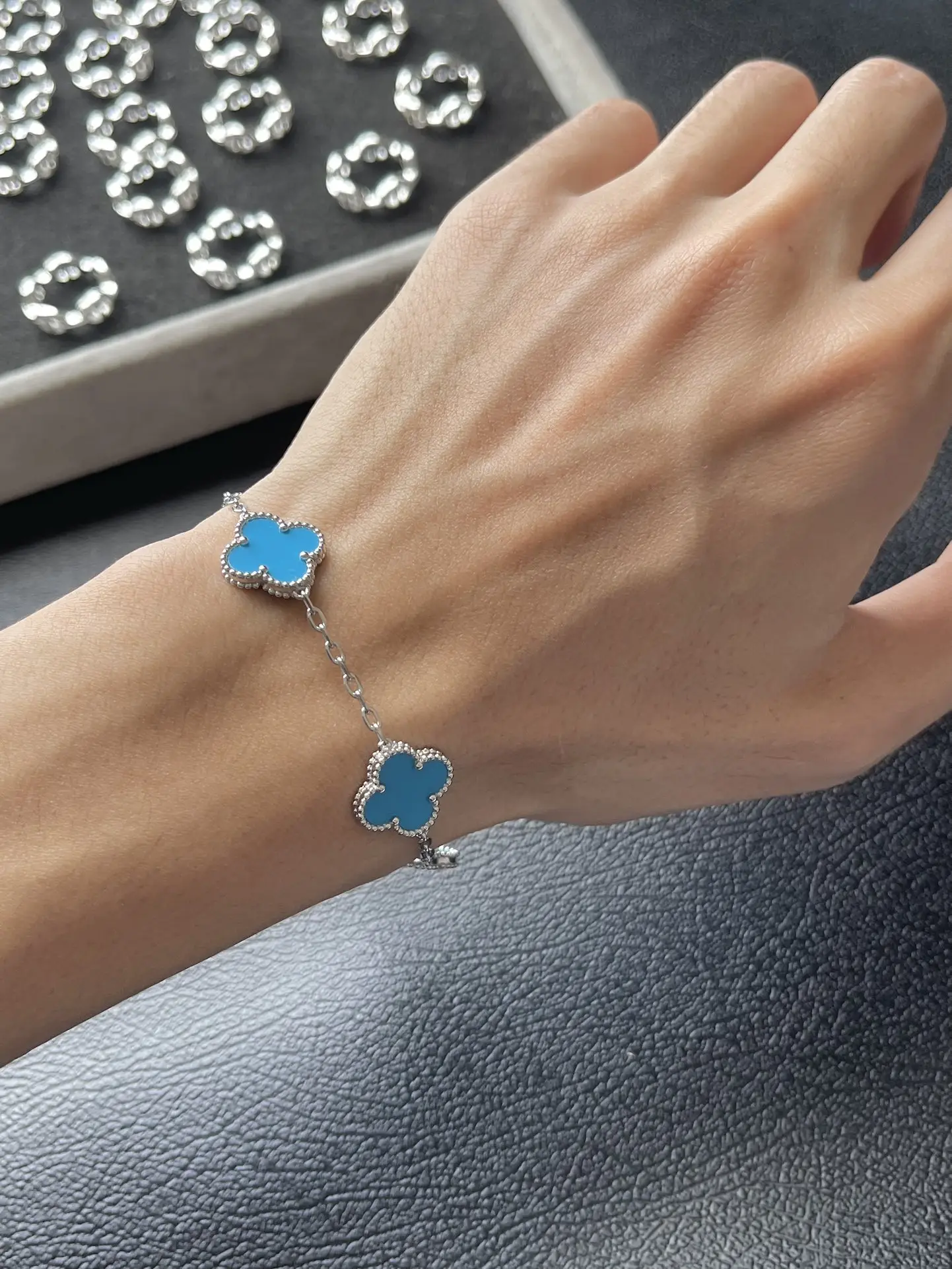 Vintage Alhambra 5-Motif Bracelet (Sterling Silver) D49016640 — view 9