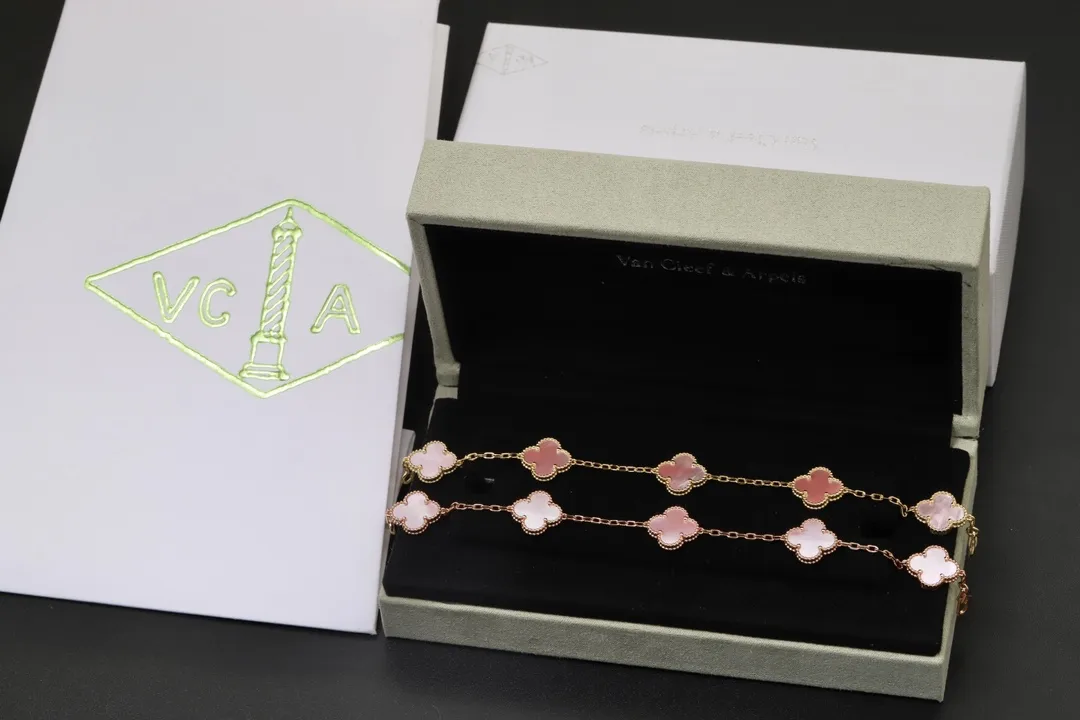 Vintage Alhambra 5-Motif Pink Shell Bracelet D52016642