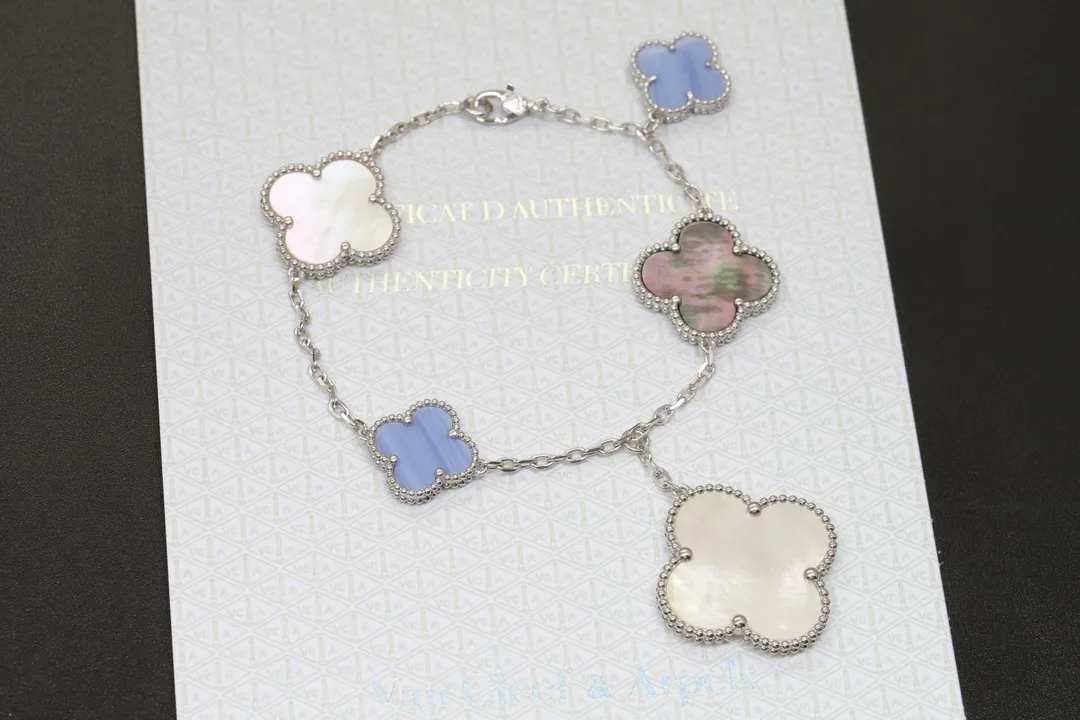 Magic Alhambra 5-Motif Bracelet (Sterling Silver) D62016636 — view 3