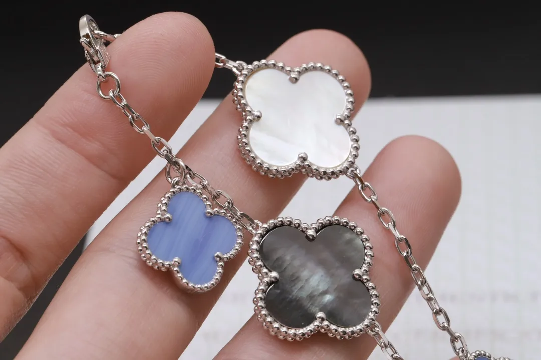 Magic Alhambra 5-Motif Bracelet (Sterling Silver) D62016636 — view 7