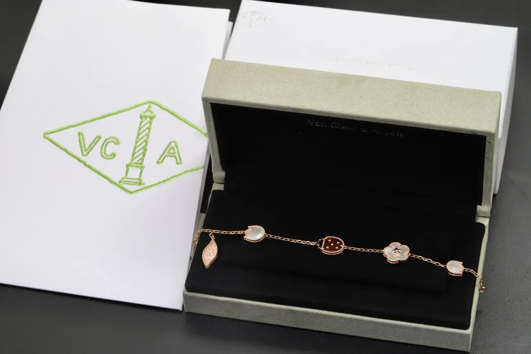Lucky Spring 5-Motif Bracelet (18K Gold-Plated Silver) D52016633