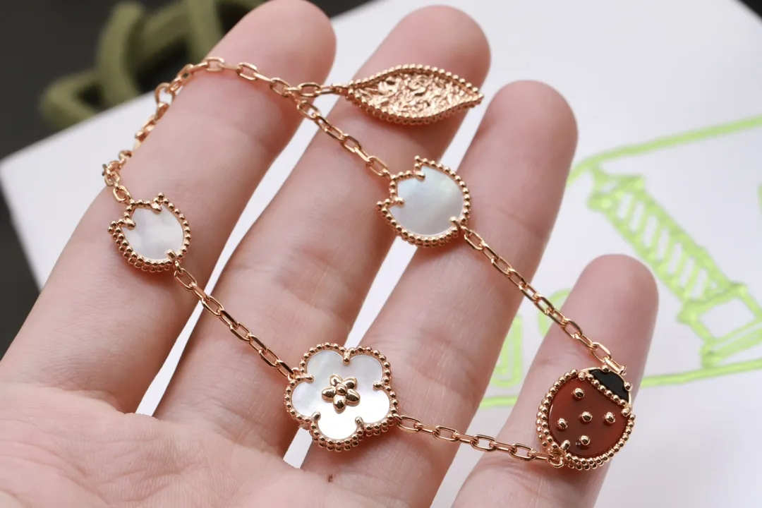 Lucky Spring 5-Motif Bracelet (18K Gold-Plated Silver) D52016633 — view 3
